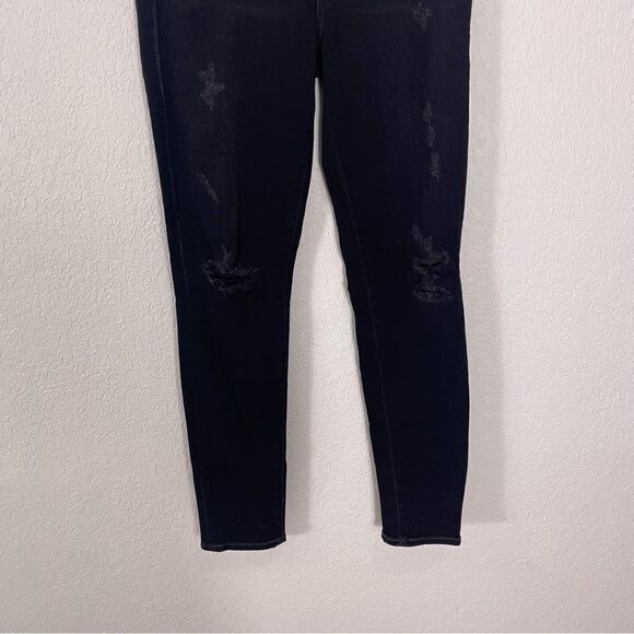 Citizens of Humanity Black High Rise Rocket Distressed Skinny Jeans - Picture 4 of 8